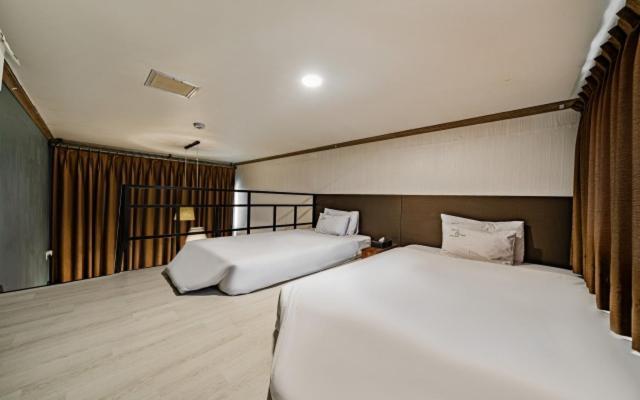 אינצ'ון Hotel Hue Loft מראה חיצוני תמונה