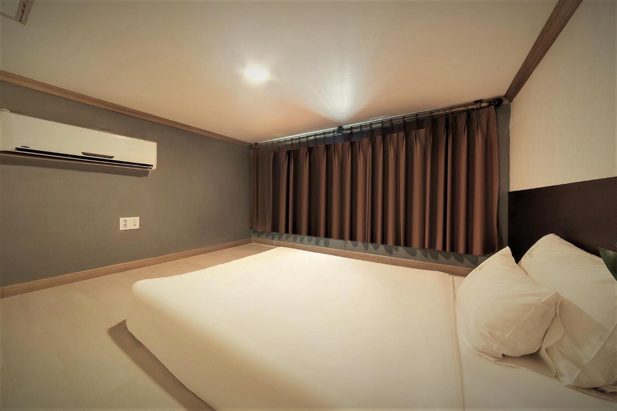 אינצ'ון Hotel Hue Loft מראה חיצוני תמונה