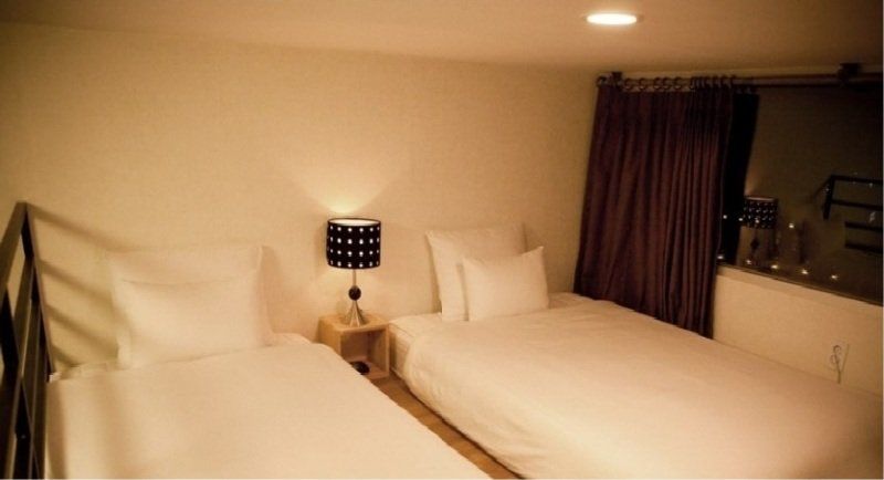 אינצ'ון Hotel Hue Loft מראה חיצוני תמונה