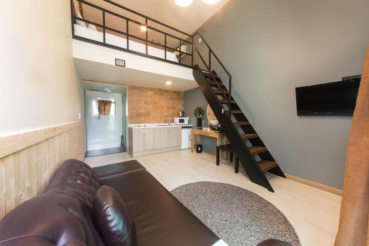 אינצ'ון Hotel Hue Loft מראה חיצוני תמונה