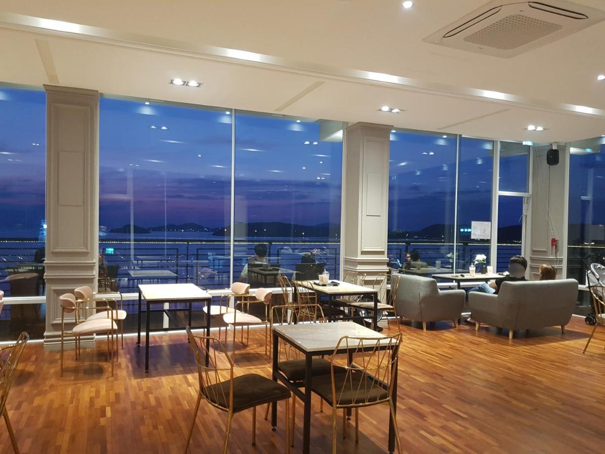 אינצ'ון Hotel Hue Loft מראה חיצוני תמונה